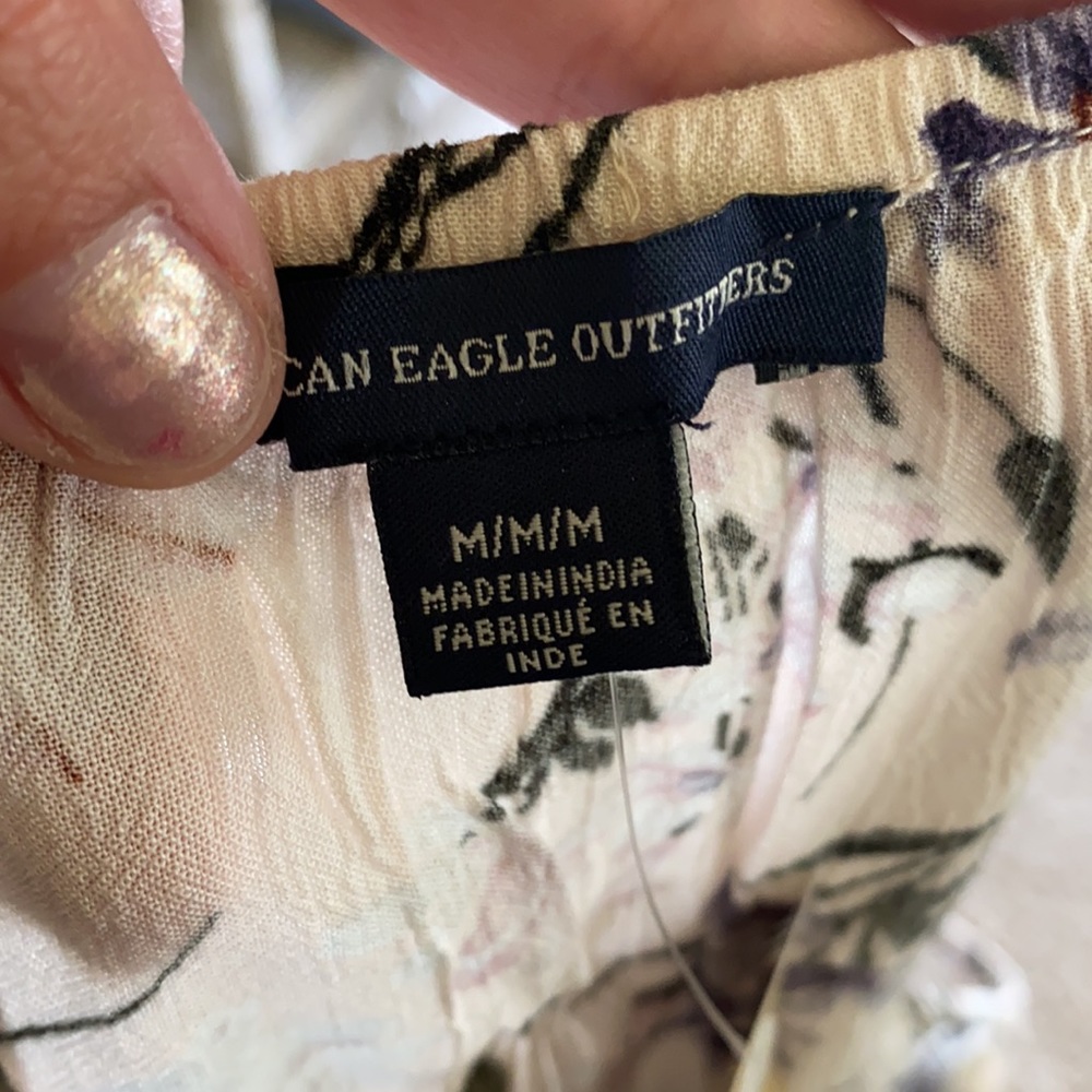 🆕American Eagle Flowy Floral Crop Top - Picture 7 of 8